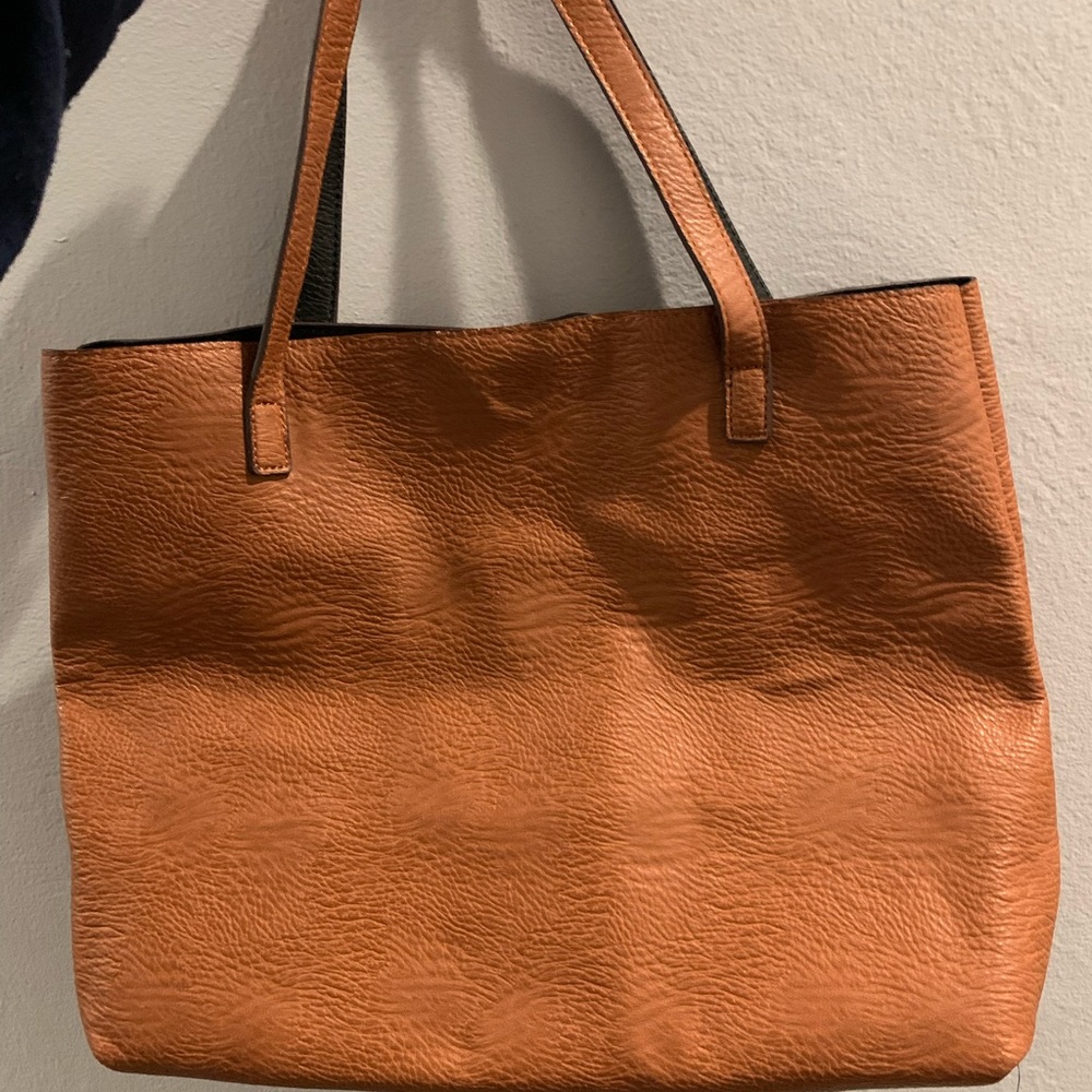Reversible Tote with Wristlet